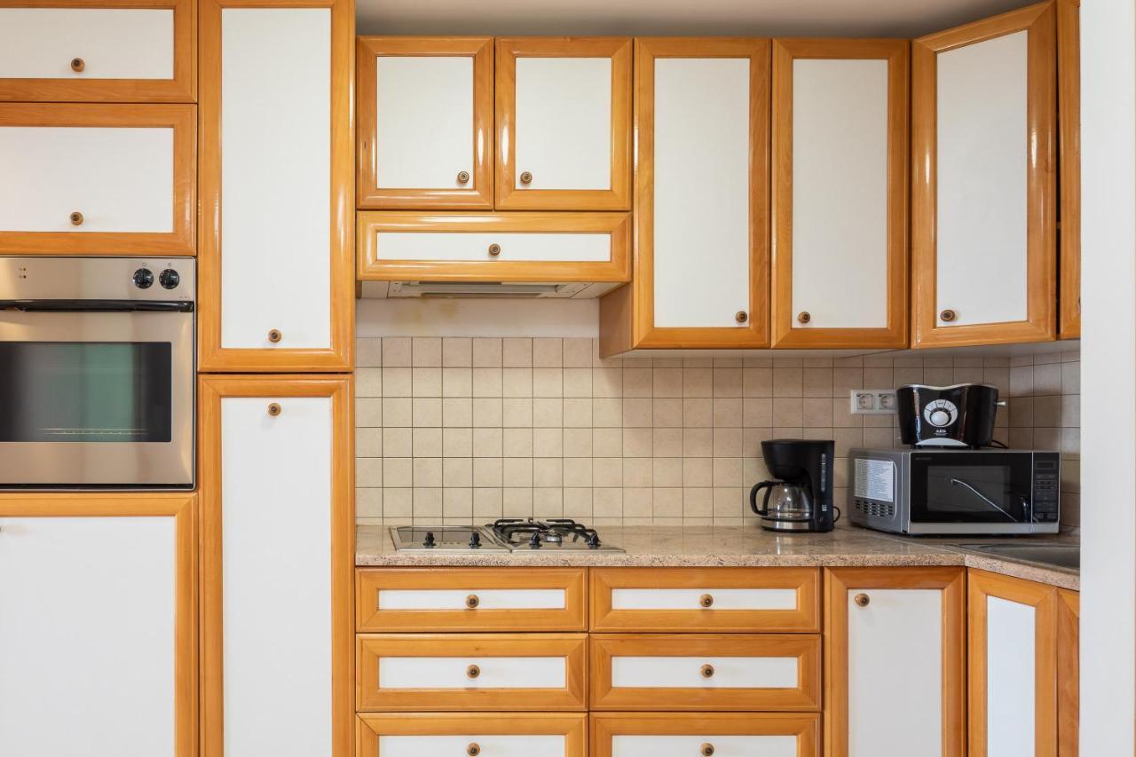 Sunny Vista Apartment أوميس المظهر الخارجي الصورة